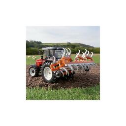 Спецтехника Britains Трактор Massey Ferguson 6290 с культиватором 1:32 (43335)