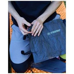 Туристическая подушка Trimm Gentle Plus dark grey (001.009.0418)