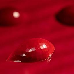 Форма для шоколада Chocolate World Кенель з гранями 7,5 г (12063 CW)