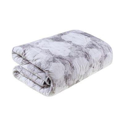 Ковдра Home Line стьобана білі троянди 140 х 210 см (192557)